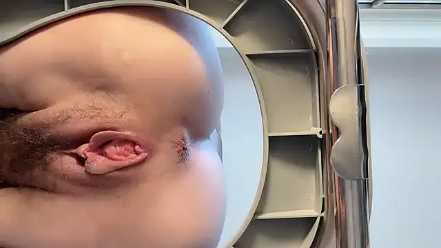 Foto porno Nebunii pe chat marca Krismil3 pe KUR.ro