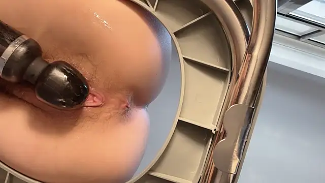 Foto porno Nebunii pe chat marca Krismil3 pe KUR.ro