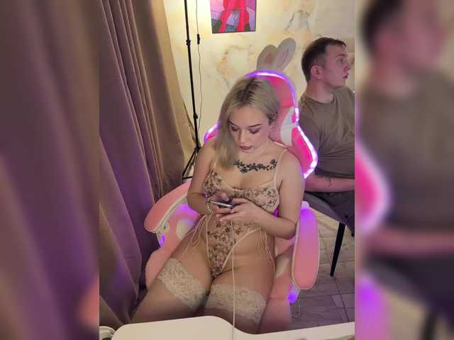 Foto porno Sex online cu Kristallik-1 pe KUR.ro