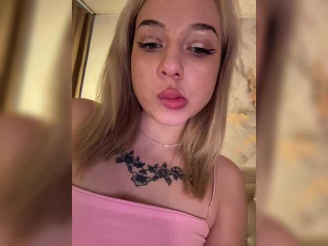 Foto porno Sex online cu Kristallik-1 pe KUR.ro