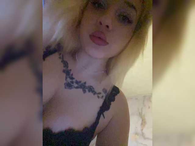 Foto porno Sex online cu Kristallik-1 pe KUR.ro