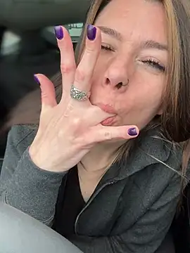 Foto porno Ce sexy este LadyLena1 pe KUR.ro