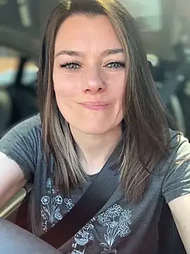 Foto porno Ce sexy este LadyLena1 pe KUR.ro