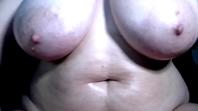 Foto porno Ce sexy este LadySecret_X pe KUR.ro