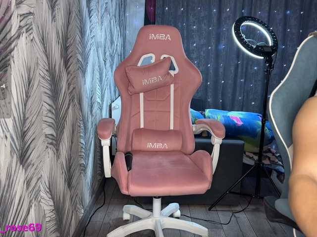 Foto porno Ganduri murdare cu LallyRose pe KUR.ro