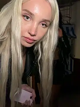 Foto erotica #4112124 pe KUR.ro