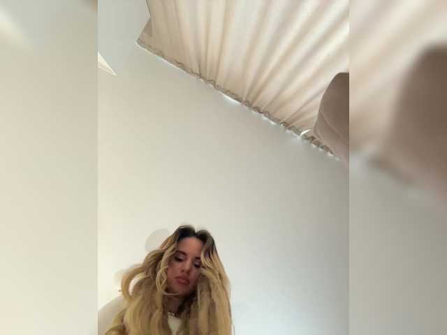 Foto porno LedyMiya descoperita pe video chat pe KUR.ro