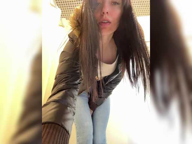 Foto porno Sex online cu Lera2025 pe KUR.ro