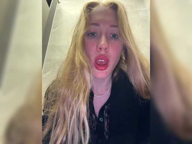 Foto porno Nebunii pe chat marca -Queen-Maria- pe KUR.ro