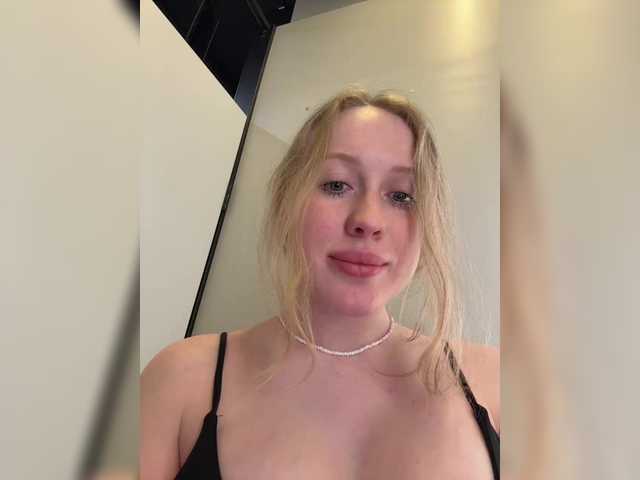Foto porno Likachkaa descoperita pe video chat pe KUR.ro