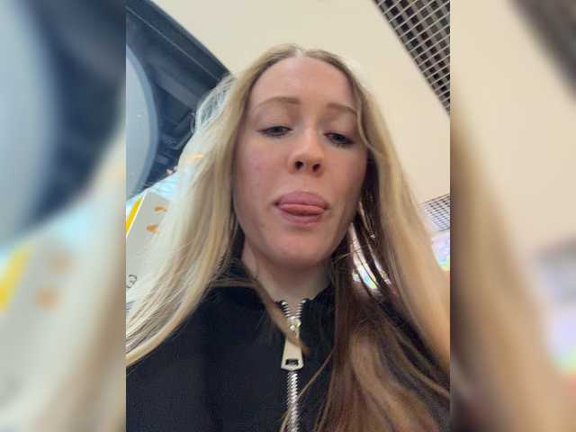 Foto porno Nebunii pe chat marca -Queen-Maria- pe KUR.ro