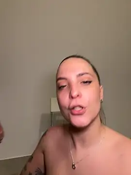 Foto porno LiliMorganxxx vrea sex pe StripChat pe KUR.ro