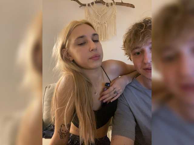 Foto porno Discutii intime cu LinaTwins pe KUR.ro