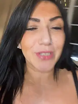 Foto porno Ganduri murdare cu LittleMissEeve pe KUR.ro