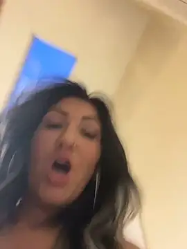 Foto porno Ganduri murdare cu LittleMissEeve pe KUR.ro