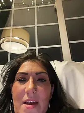 Foto porno Ganduri murdare cu LittleMissEeve pe KUR.ro