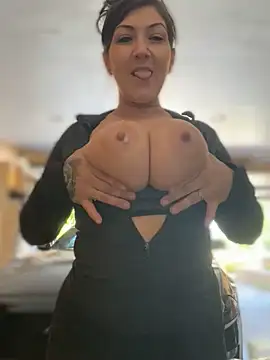 Foto porno Fantezii cu LittleMissEeve pe StripChat pe KUR.ro