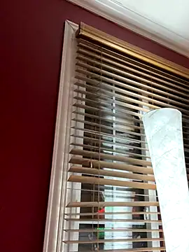 Foto porno Ganduri murdare cu LittleMissEeve pe KUR.ro