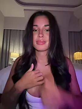 Foto porno Liz_Hush se dezbraca la web pe StripChat pe KUR.ro