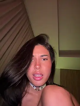 Foto porno Lizhush_ descoperita pe video chat pe KUR.ro