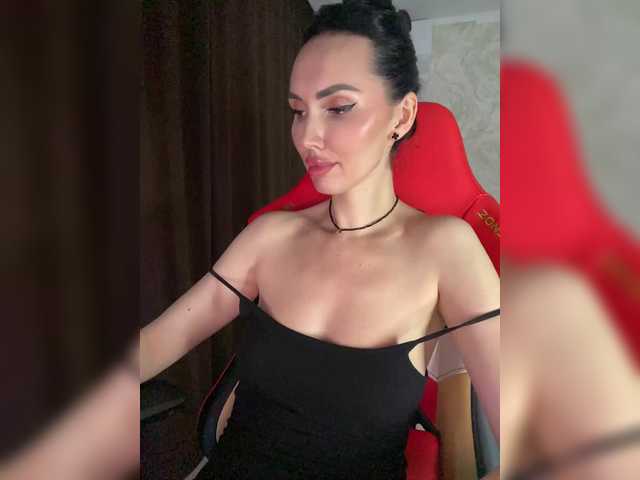 Foto porno LolaFox descoperita pe video chat pe KUR.ro