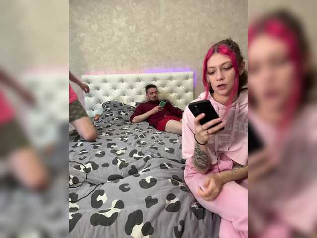Foto porno LuckyStar se dezbraca la web pe BongaCams pe KUR.ro