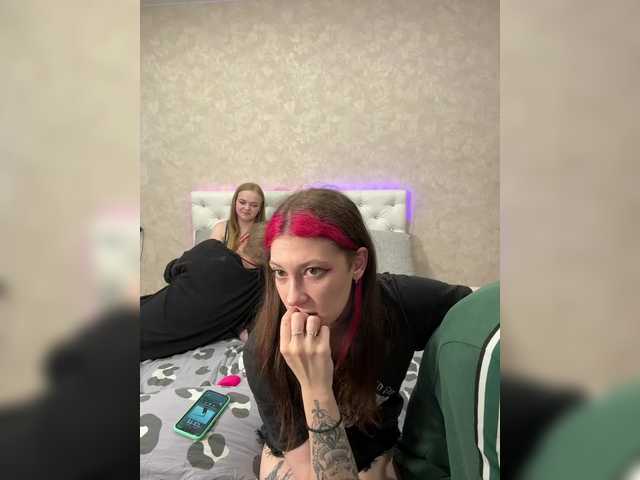 Foto porno LuckyStar se dezbraca la web pe BongaCams pe KUR.ro
