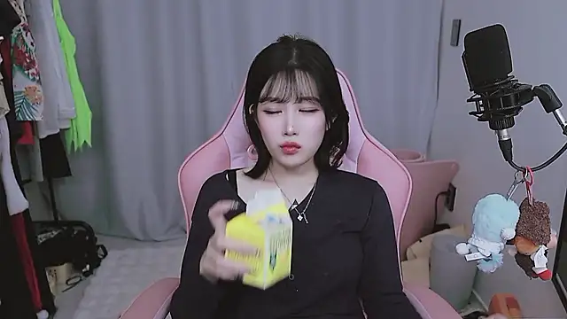 Foto erotica #3141118 pe KUR.ro