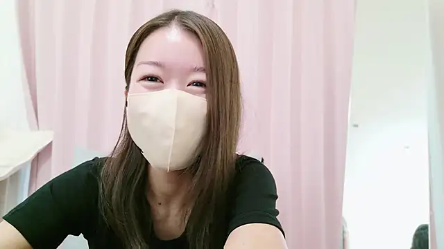 Foto porno MONE_JP ne arata tot la camera pe KUR.ro