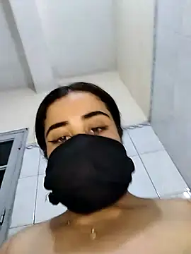 Album foto porno Maraamm ne arata tot la camera