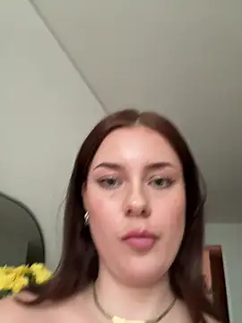 Foto porno Ce sexy este MaribelRiver pe KUR.ro