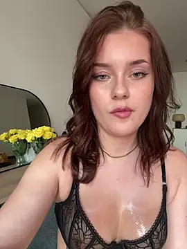 Foto porno Ce sexy este MaribelRiver pe KUR.ro