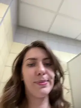 Foto porno MariiD vrea sex pe StripChat pe KUR.ro