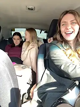 Foto porno MariiD vrea sex pe StripChat pe KUR.ro