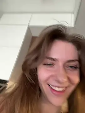 Foto porno MariiD vrea sex pe StripChat pe KUR.ro