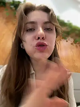 Foto porno MariiD vrea sex pe StripChat pe KUR.ro