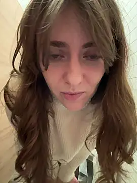 Foto porno MariiD vrea sex pe StripChat pe KUR.ro