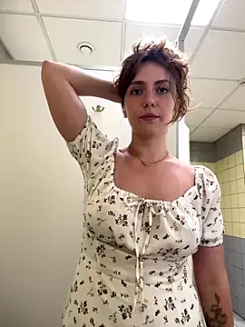 Foto porno Ce sexy este MariiD pe KUR.ro