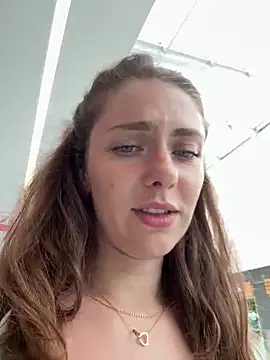 Foto porno Ce sexy este MariiD pe KUR.ro