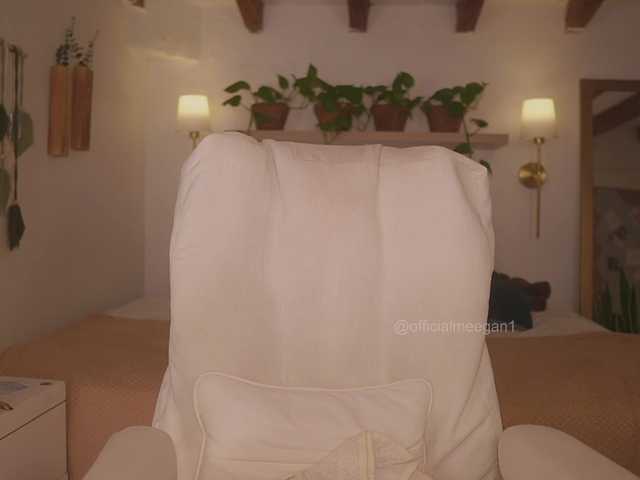 Foto porno Ganduri murdare cu Meegan pe KUR.ro