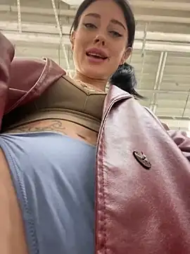 Foto porno Nebunii pe chat marca Melissa_crazy pe KUR.ro