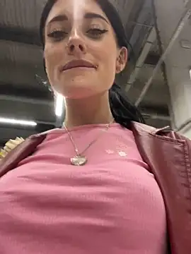Foto porno Nebunii pe chat marca Melissa_crazy pe KUR.ro