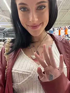 Foto porno Nebunii pe chat marca Melissa_crazy pe KUR.ro