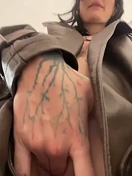 Foto porno Nebunii pe chat marca Melissa_crazy pe KUR.ro