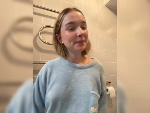 Foto porno Fantezii cu MeowMia pe BongaCams pe KUR.ro