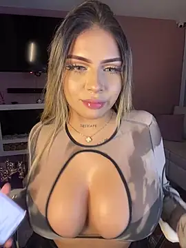 Foto porno Nebunii pe chat marca MiaWhitePink_ pe KUR.ro