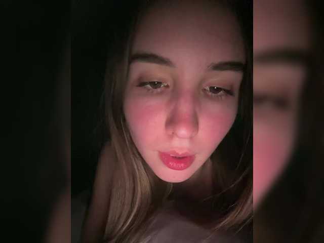 Foto porno Milkaff- se dezbraca la web pe BongaCams pe KUR.ro