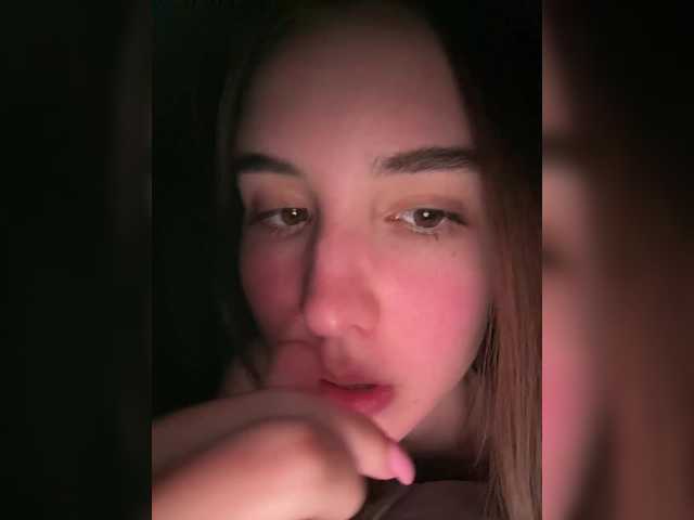Foto porno Milkaff- se dezbraca la web pe BongaCams pe KUR.ro