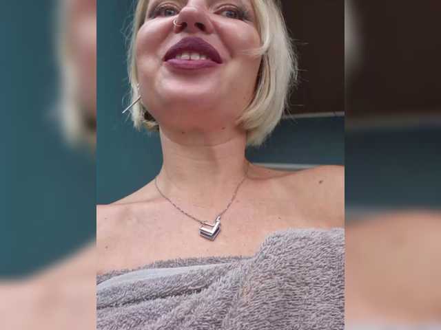 Foto porno Nebunii pe chat marca MinniMia pe KUR.ro