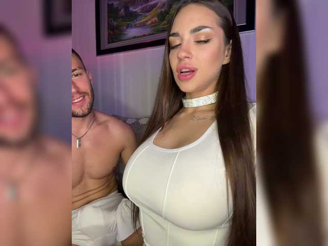 Album foto porno MirBezumia se dezbraca la web pe BongaCams